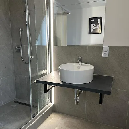 Stellas Monteurwohnungen *