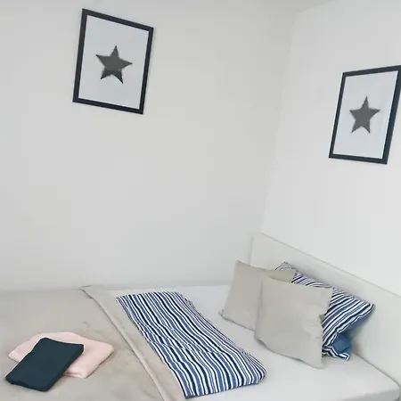 Stellas Monteurwohnungen *