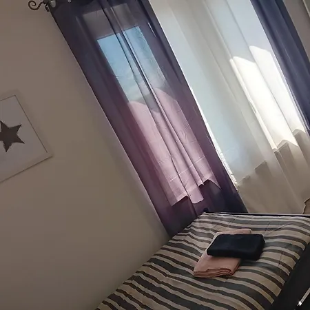 Stellas Monteurwohnungen Lägenhet